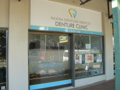 NSIGNSQLD-Noosa-Denture-Services-Shop-Signage